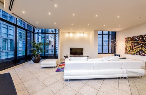Southbank Apartment | Exclusive Stays - Gallery Penthouse