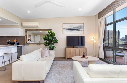 Perth Central Business District Apartment | Experience the perfect blend of urban convenience and natural beauty in this spacious, light-filled 3-bedroom apartment. Situated on the doorstep of Kings Park and the Swan River, this home offers a tranquil retreat right in the heart of Perth.