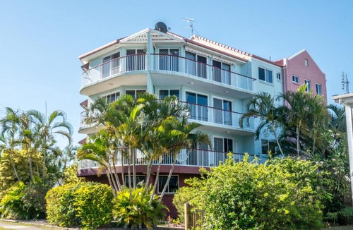 Golden Beach Apartment | Explorer Cove Unit 6 31 Kennedy Pde