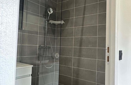 Cayenne Apartment | Expt T1 avec piscine a 50 metre de la mer