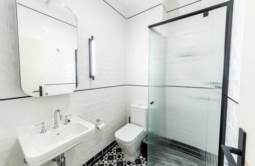 Whyalla Playford Hotel | Eyre Hotel Whyalla