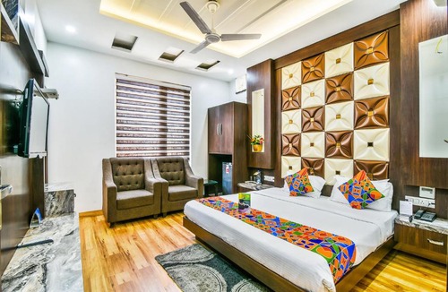 Amritsar Hotel | FabHotel Aman Residency Sharifpura