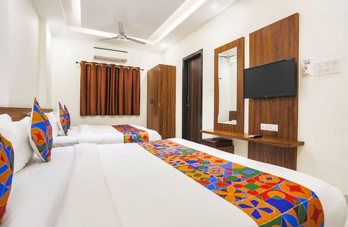 Rau Hotel | FabHotel Balaji Paradise - ALLEN Career Institute