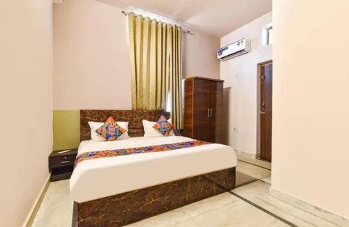 Jaipur Hotel | FabHotel Blue Prime - Nr Suvira Hospital