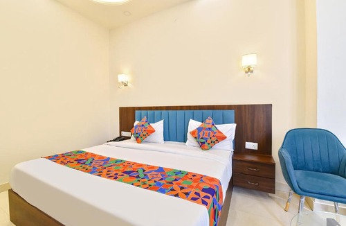 Jaipur Hotel | FabHotel Golden Sapphire
