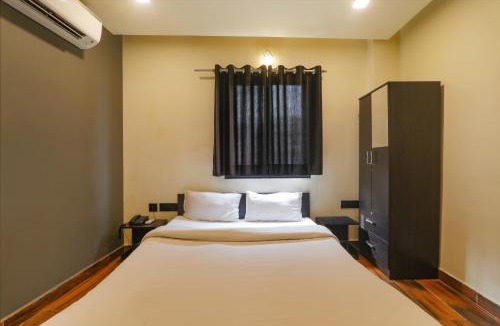 Varanasi Hotel | FabHotel Lemon Grass - Assi Ghat