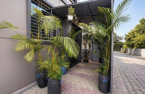 Boisar Hotel | Fabhotel Nilsa