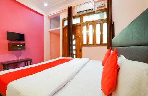 Lanka Hotel | FabHotel RS Residency