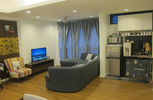 Bukit Bintang Apartment | Fahrenheit 88 Suites Bukit Bintang by Roseline, 3Rooms 3Baths Pavilion KL view