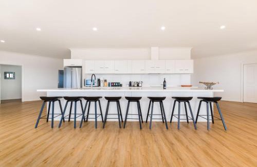 Emu Bay House | Fairfield House 17 Rookery Road