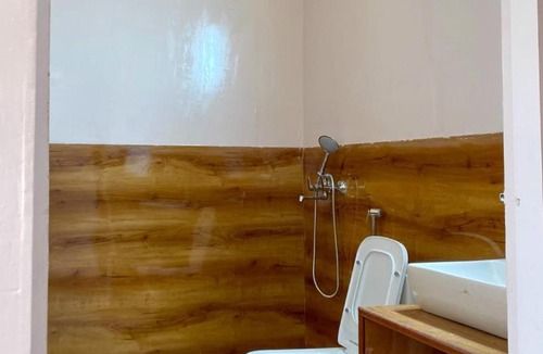 Leh Hotel | Falcon'S Cottages