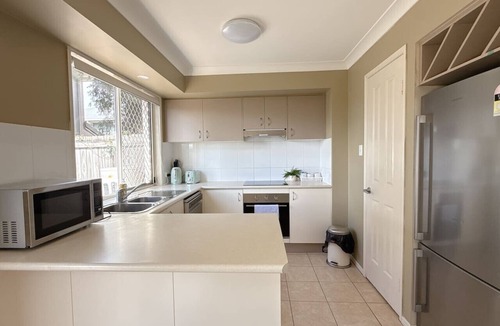 Calamvale House | Family-Friendly 3BR Home Near Calamvale Central