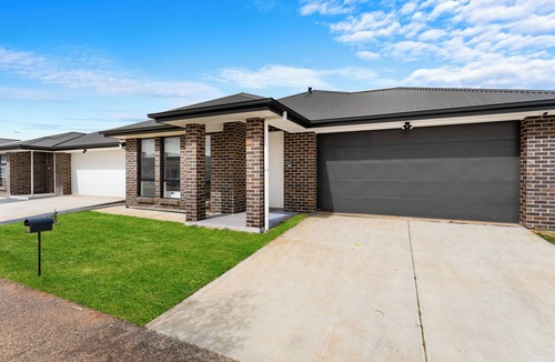Davoren Park House | Family-Friendly 4BR Haven | Big Space Comfort