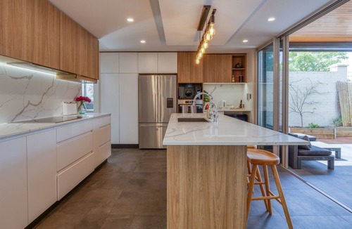 Como House | Family Friendly Como Delight!