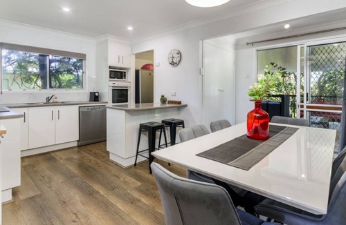 Bellara House | Family Holiday Home Upstairs Only