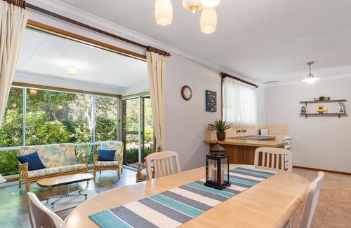 Carrickalinga House | Family/Pet friendly house next to Park and Beach