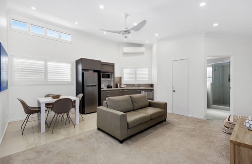 Noosa Heads House | Family & Pet-Friendly Luxury Near Hastings St