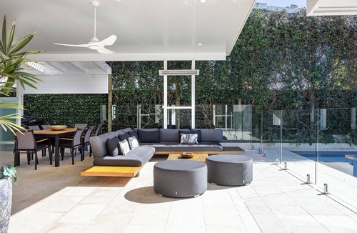 Noosa Heads House | Family & Pet-Friendly Luxury Near Hastings St