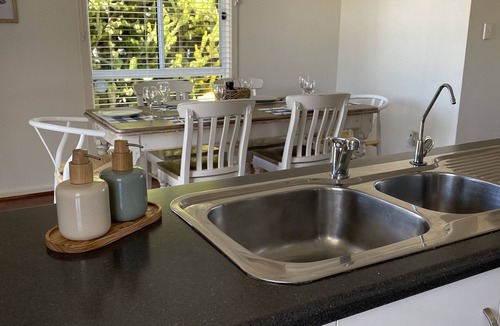 Normanville House | Family Retreat by the Beach | Normanville