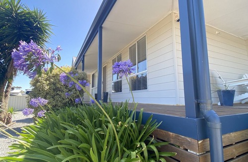 Normanville House | Family Retreat by the Beach | Normanville