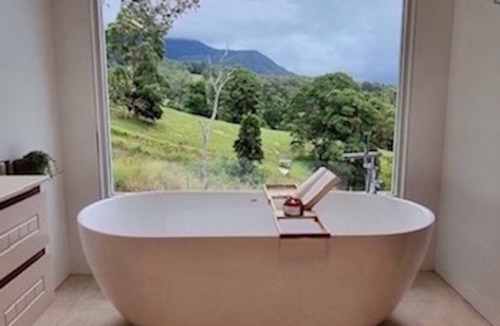 Doon Doon House | Farm stay Doon Doon - private, relaxed with breathtaking views