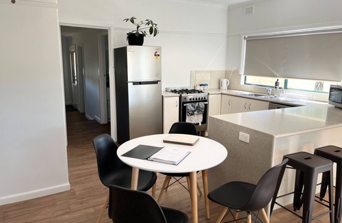 Boho South House | Farmstay Cottage on the Strathbogie Tablelands.