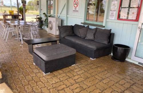 Wallumbilla Hotel | Federal hotel 30 may st WALLUMBILLA NOT ROMA