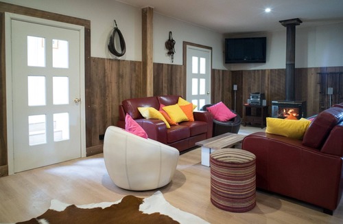 High Range House | Fentons Run, Private Contained cottage converted from a Stable