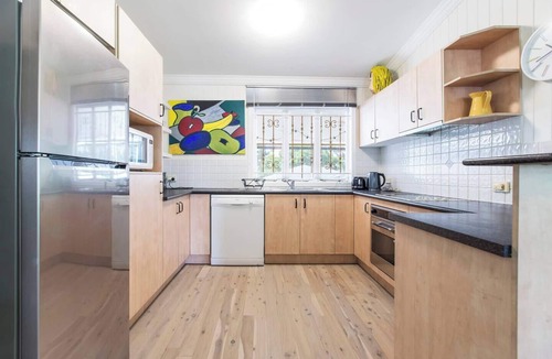 Paddington Cottage | Fernberg Cottage Sunny Queenslander Charm