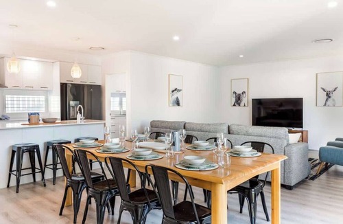 Geographe House | Fernweh A Generous Hamptons Style Beachside Escape