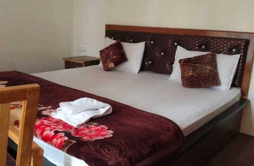 Hunder House | Feroz - HomeStay