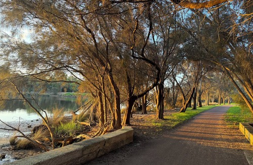 Rivervale Hotel | Flag Motor Lodge