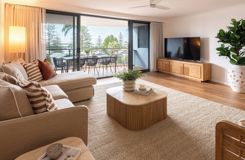 Port Macquarie Apartment | Flightdeck 203 - 4 Bedroom unit in Town
