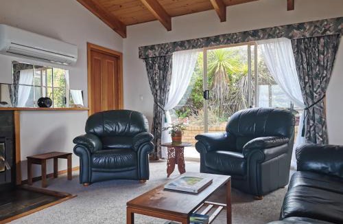 Lady Barron House | Flinders Island Masters Quarters - Lady Barron
