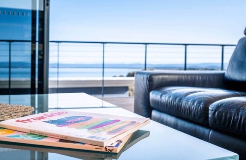 Coles Bay House | Footprints 1 -Elevated Coastal Luxury with Endless Bay Views