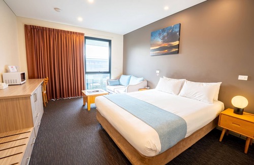 Lauderdale Hotel | Foreshore Hotel