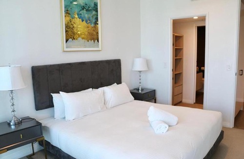 Fortitude Valley Apartment | Fortitude Valley Pool Sauna Gym