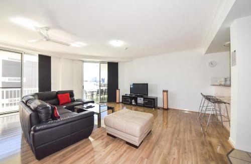 Auchenflower Apartment | Founda Gardens Apartments