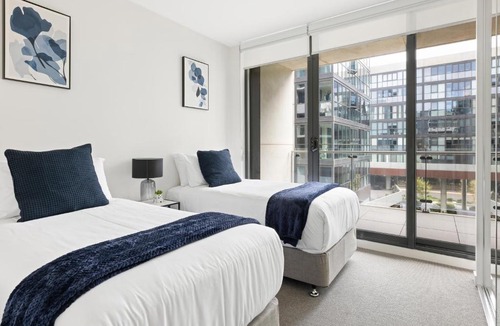 Braddon Apartment | Founders Lane Apartments by Urban Rest