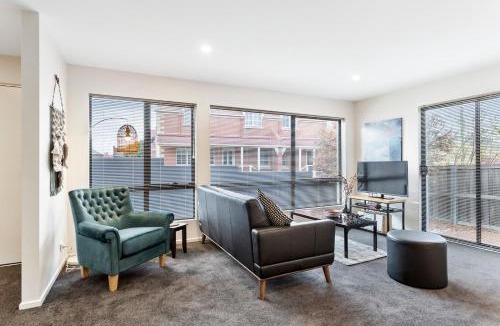 Hobart Central Business District Apartment | Four on Flinders - one bedroom apartment