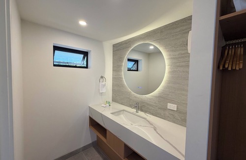 Frankston Hotel | Frankston Bay Motel