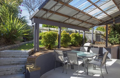 Mollymook Beach House | FREE NIGHT. Pay for 2 stay for 3