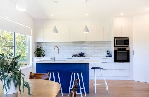 Mollymook Beach House | FREE NIGHT. Pay for 2 stay for 3