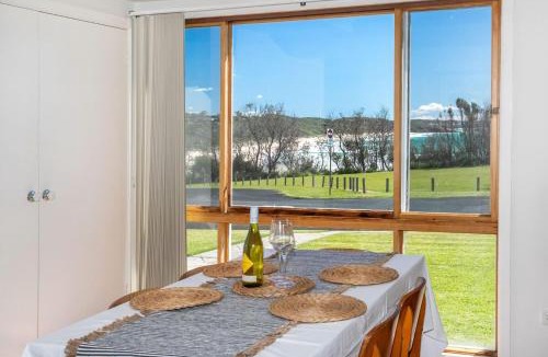 Dolphin Point House | Free night! Pay for 2 stay for 3