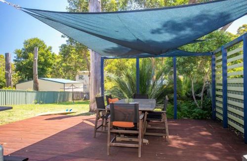 Narrawallee House | Free night! Pay for 2 stay for 3
