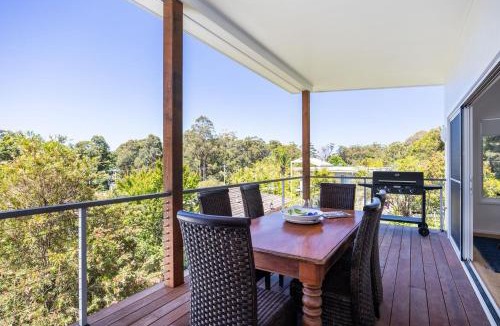 Mollymook Beach House | Free night! Pay for 2 stay for 3