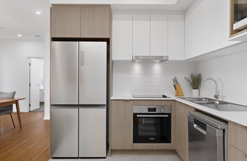 Cannington Apartment | Freshly Built 2 Bed Apartment in Central Location