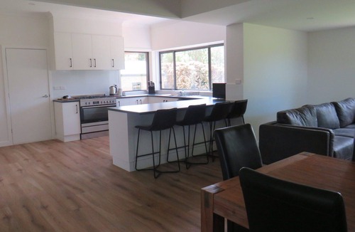 Barwite House | Friday's - Family Accommodation