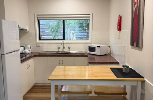 Halls Gap Cabin | Froggy’s Quarters Cabin 4 - Kangaroo