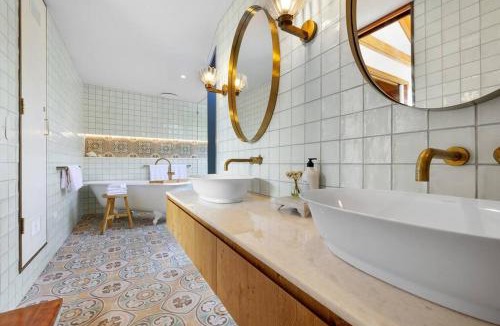 Suffolk Park House | Fuller Holidays -Ocean House - Beachfront Suffolk Park